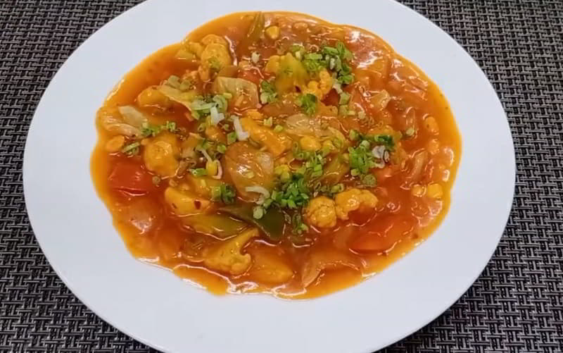 Sweet sour and spicy vegetable gravy