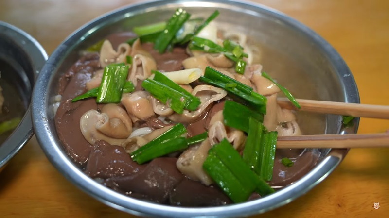 Wenzhou Pig Intestine Rice Noodle Soup